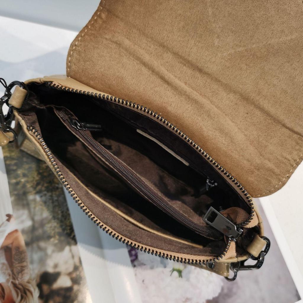 2025 Retro Cowhide Boston Barrel Bag - Women's Large Capacity Single Shoulder & Crossbody Flap Bag