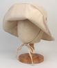 Yunibeosyeolkemiseuteuli Summer String Ivory Bucket Hat