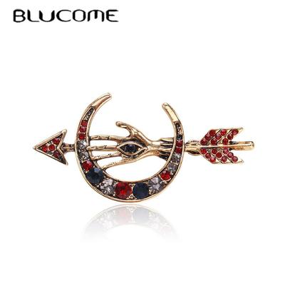 Latest Arrow In Hand Shape Brooches Red Enamel Sports Style Jewelry for Girls Boys Clothes Corsage Pins Sweater Clips