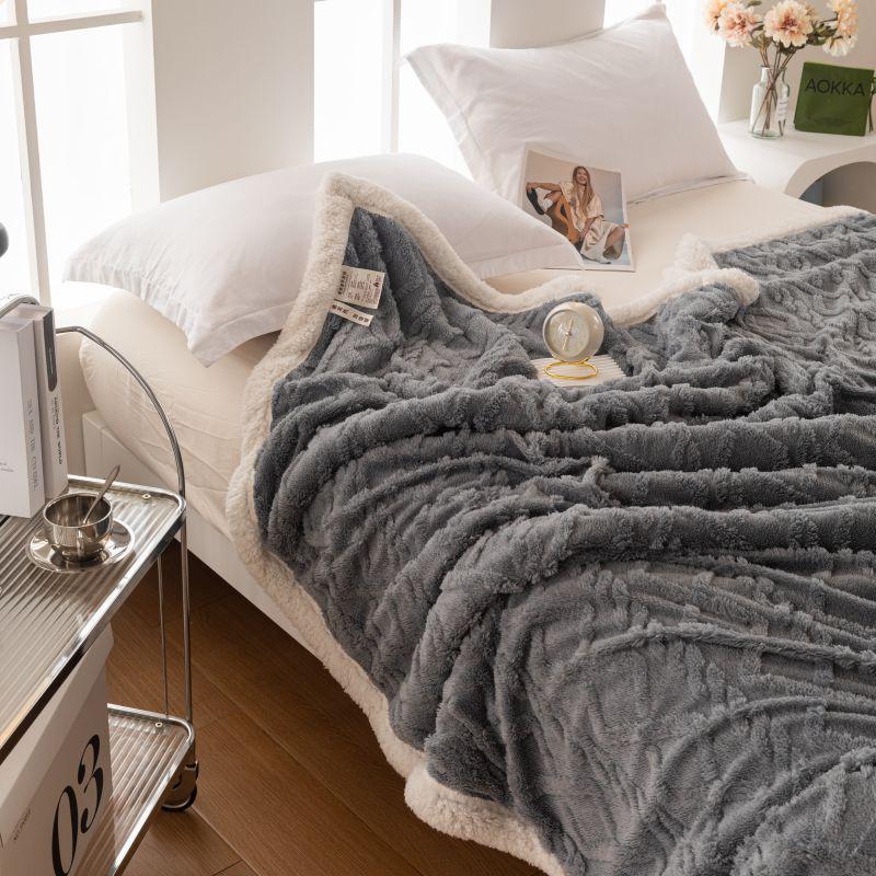 Thickened Jacquard Velvet Coral Fleece Flannel Blanket