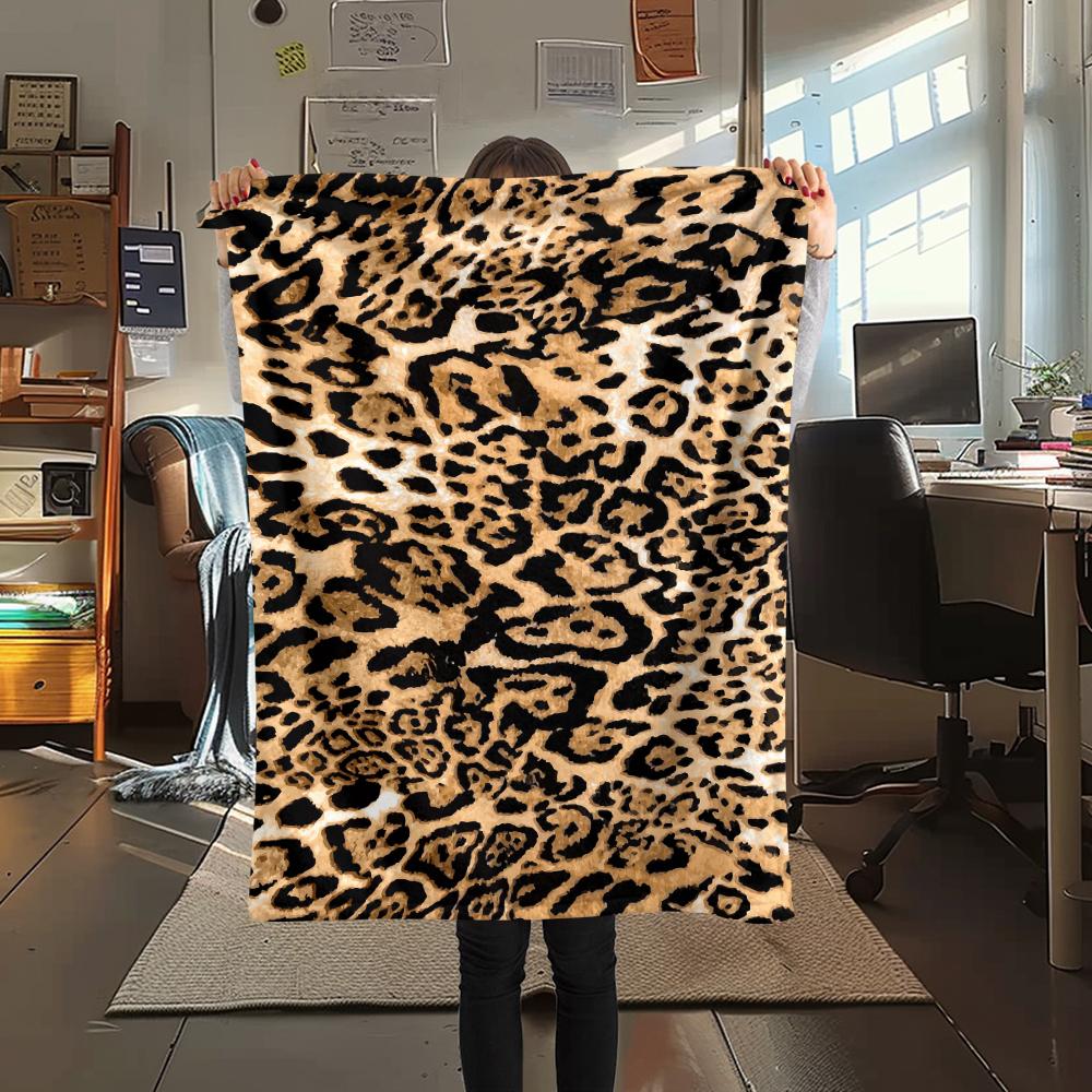 

1Pc Leopard Pattern Print Flannel Blanket, High quality Comfortable for All Seasons, Home Decor, Warmth and Comfort, Perfect for Christmas Gifts 80cm x 120cm