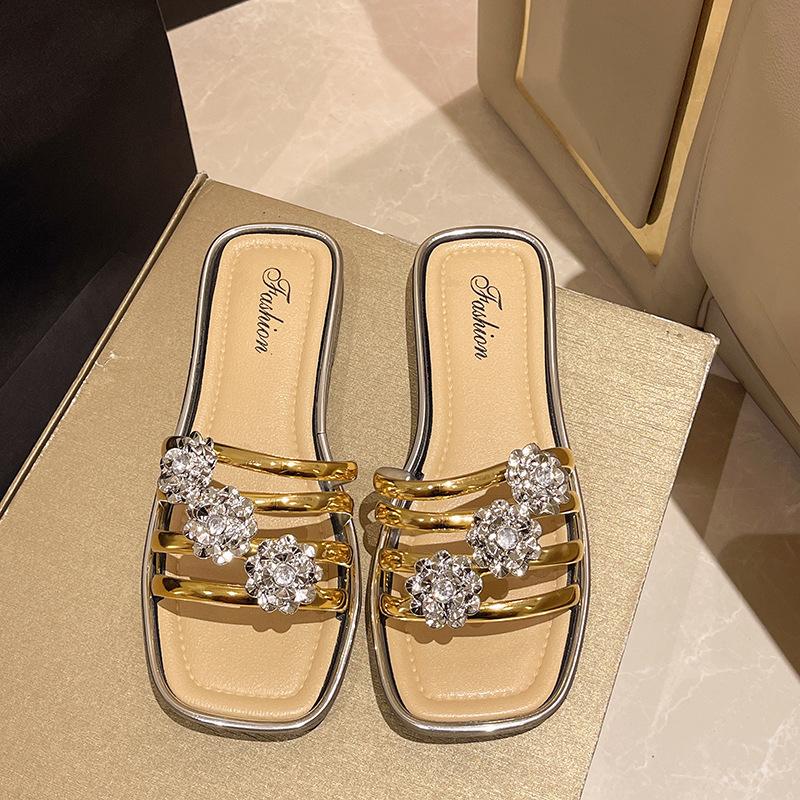 

Новые босоножки для женщин, летние универсальные мягкие подошвы с юбками, сказочно классные тапочки для женской обуви 40-41 [one size smaller]