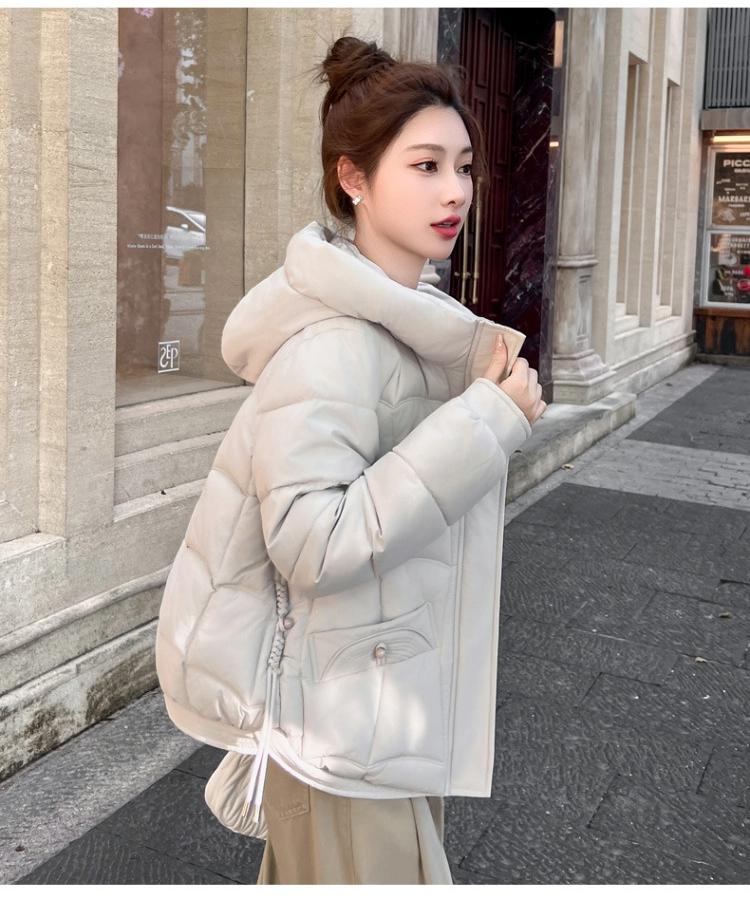 Women’s Short Hooded Windproof Thicken Warm Winter Jacket With Raglan Sleeves