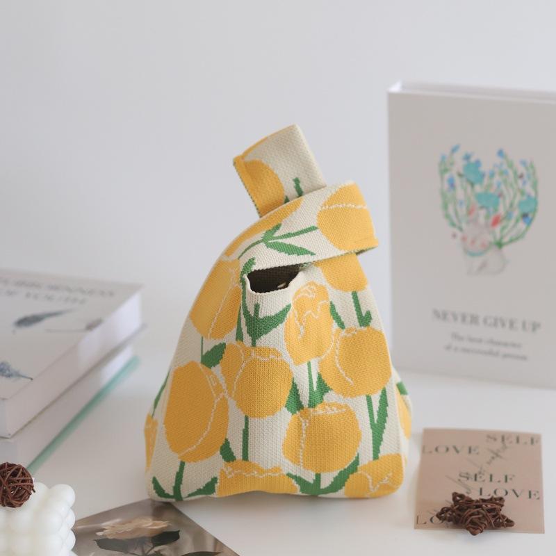 Ins Internet celebrity handbag women's knitted wool bucket bag Japanese and Korean version versatile hand carry casual tote bag box lunch bag