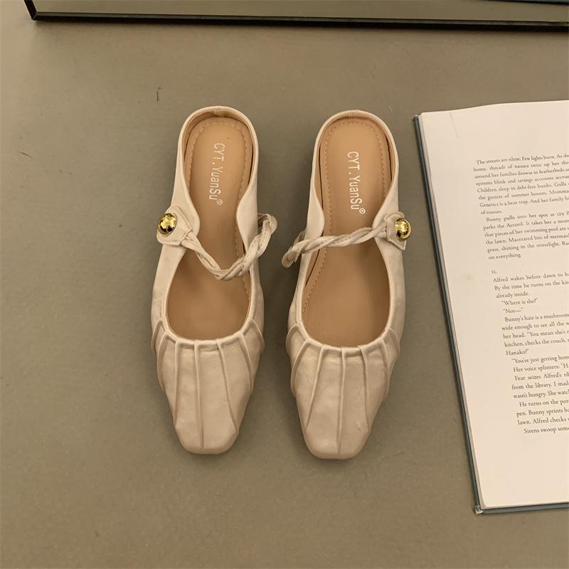 

2025 new Korean version bag head half slippers female summer wear gentle fairy wind lazy one pedal flat muller shoes 39