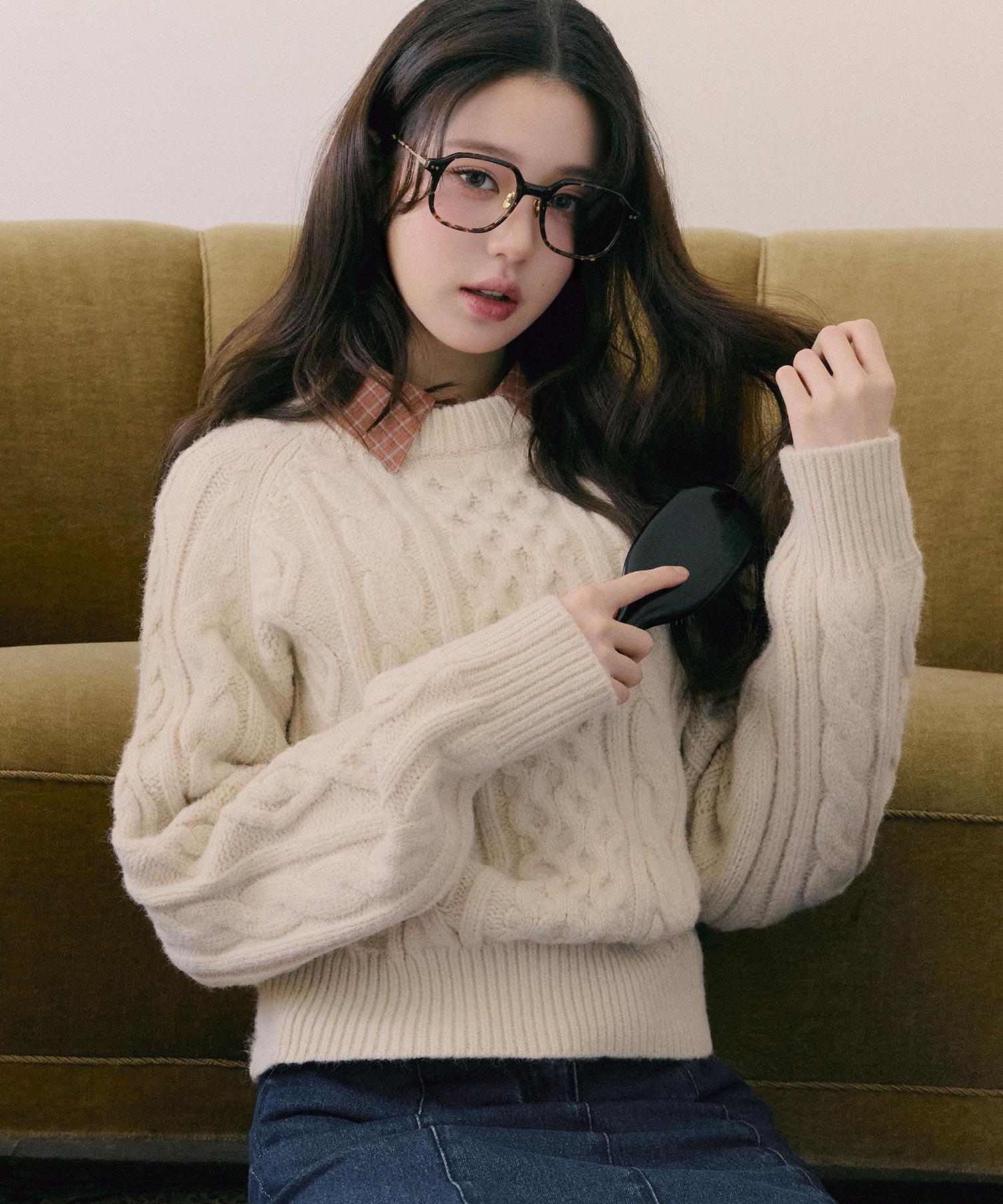 Lora Lora Round Cable Label Knit Ivory Ivory/Free