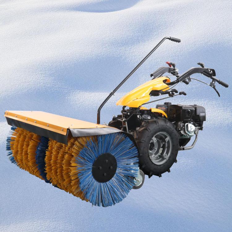 Multifunctional Push Sweeper: Quick Emergency Snow & Road Cleaning Machine with Abrasive Disc