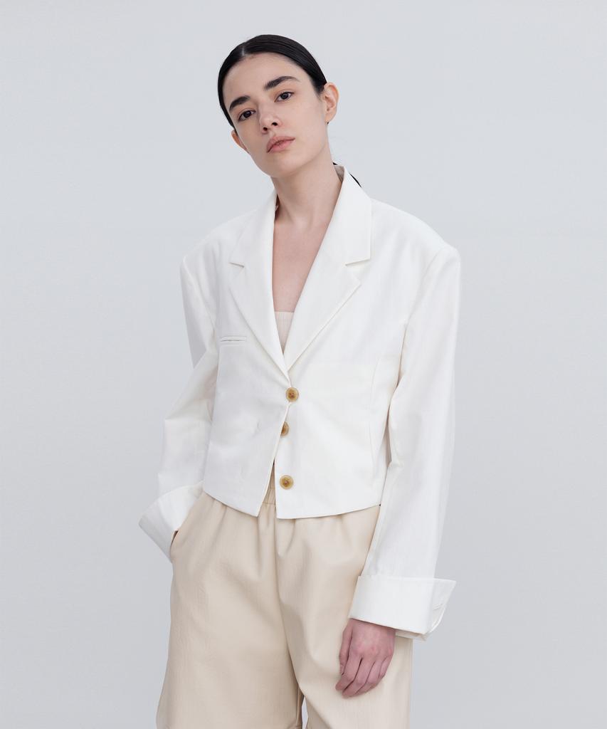 Re Rhee Semi Oversized Cropped Blazer Jacket