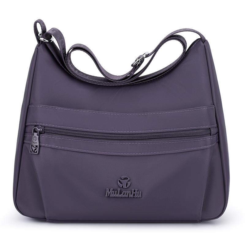 Lightweight Shoulder Bag Multi-compartment Small Square Bag Large Capacity Commuter Crossbody Bag