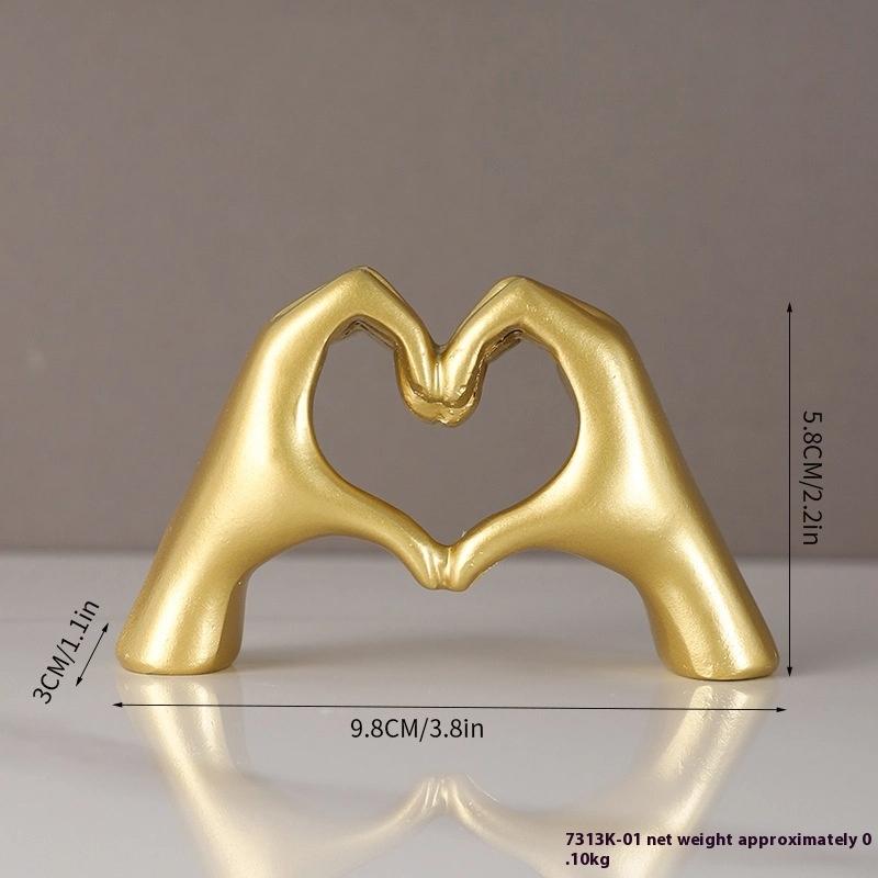 Creative Resin Heart Hand Art Statue Love Gesture Figurine Desktop Bookshelf Decor Ornament Living Room Home Decor золотой