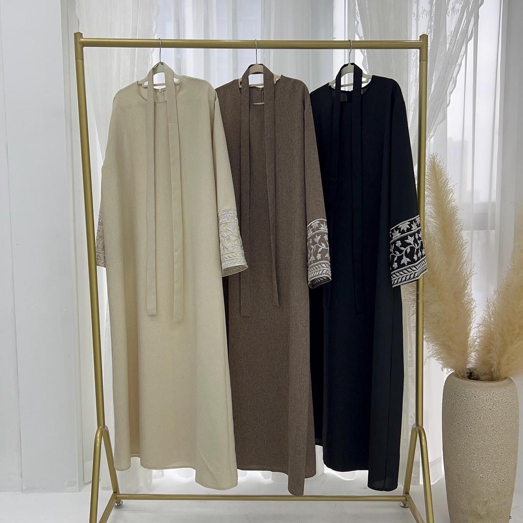 Elegantes besticktes Kleid Robe LR735 - Loriya2024 Dubai, Kollektion Naher Osten & Türkei