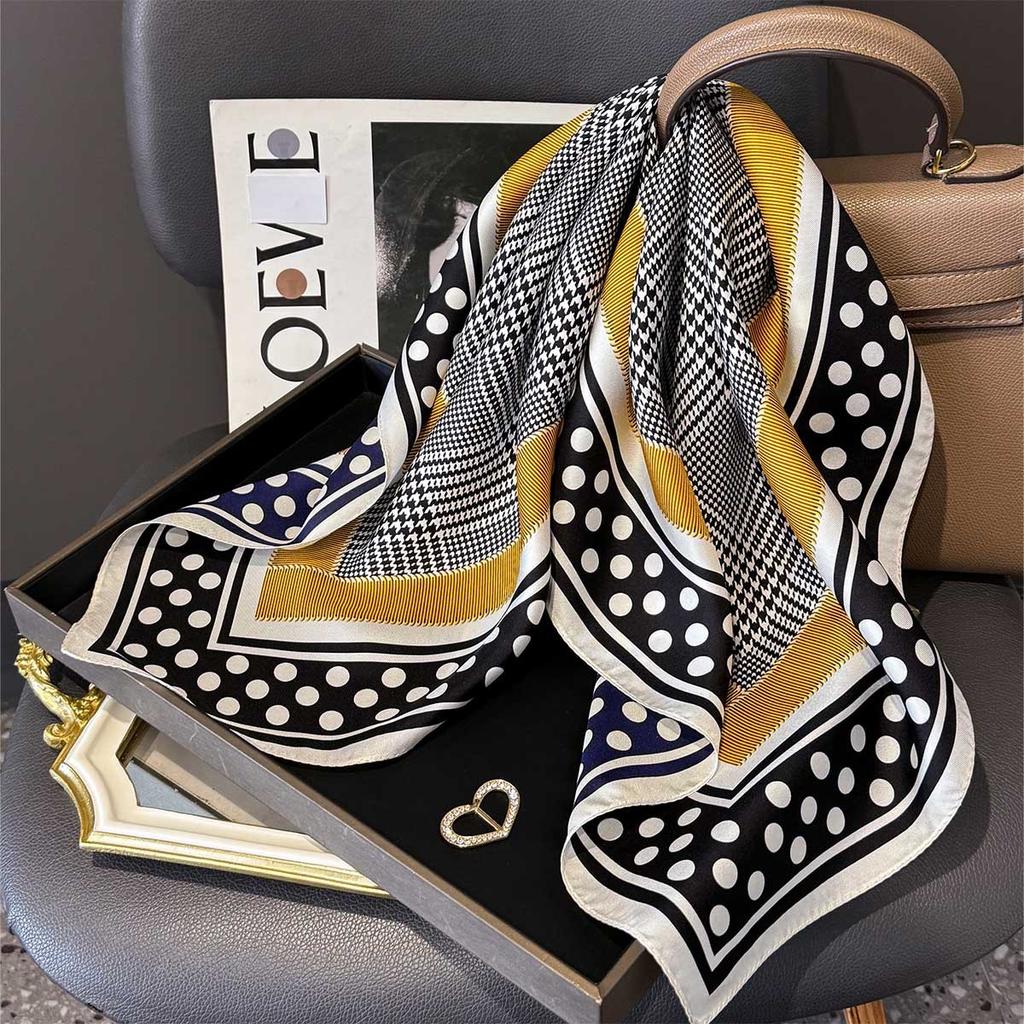 14 momme 100% Natural Twill Silk Scarf Double Female Foulard Shawl Wrap High Quality Square Neckerchief Hijab Bandana Scarves