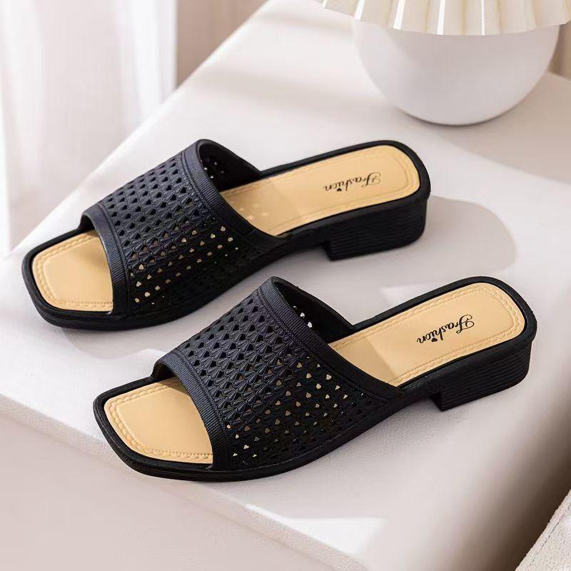 Women's Summer New Open Toe Low Heel Slippers Injection Molding Soft Sole Non Non Hollow Out Home Slippers Outdoor Beach Slipper