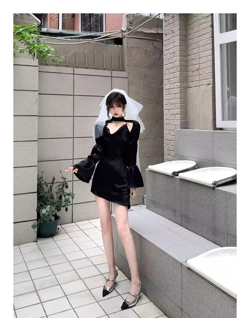 [Clearance Spot] Xiaoxiangfeng pointed wedge heel single shoes women's high heel retro silver French Mary Jane small leather shoes