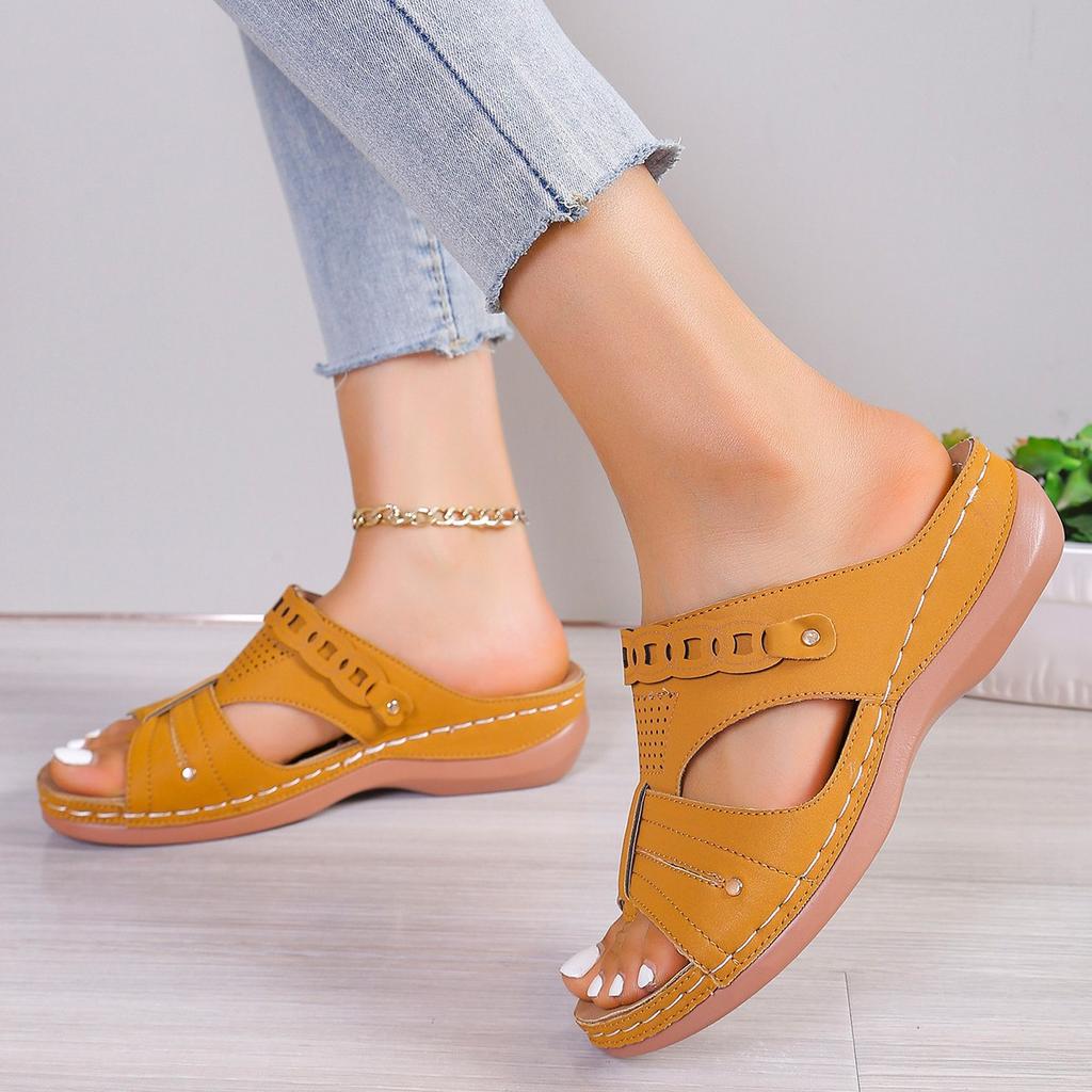Casual slippers summer new wear versatile women's shoes slope heel open-toed cool slippers women
