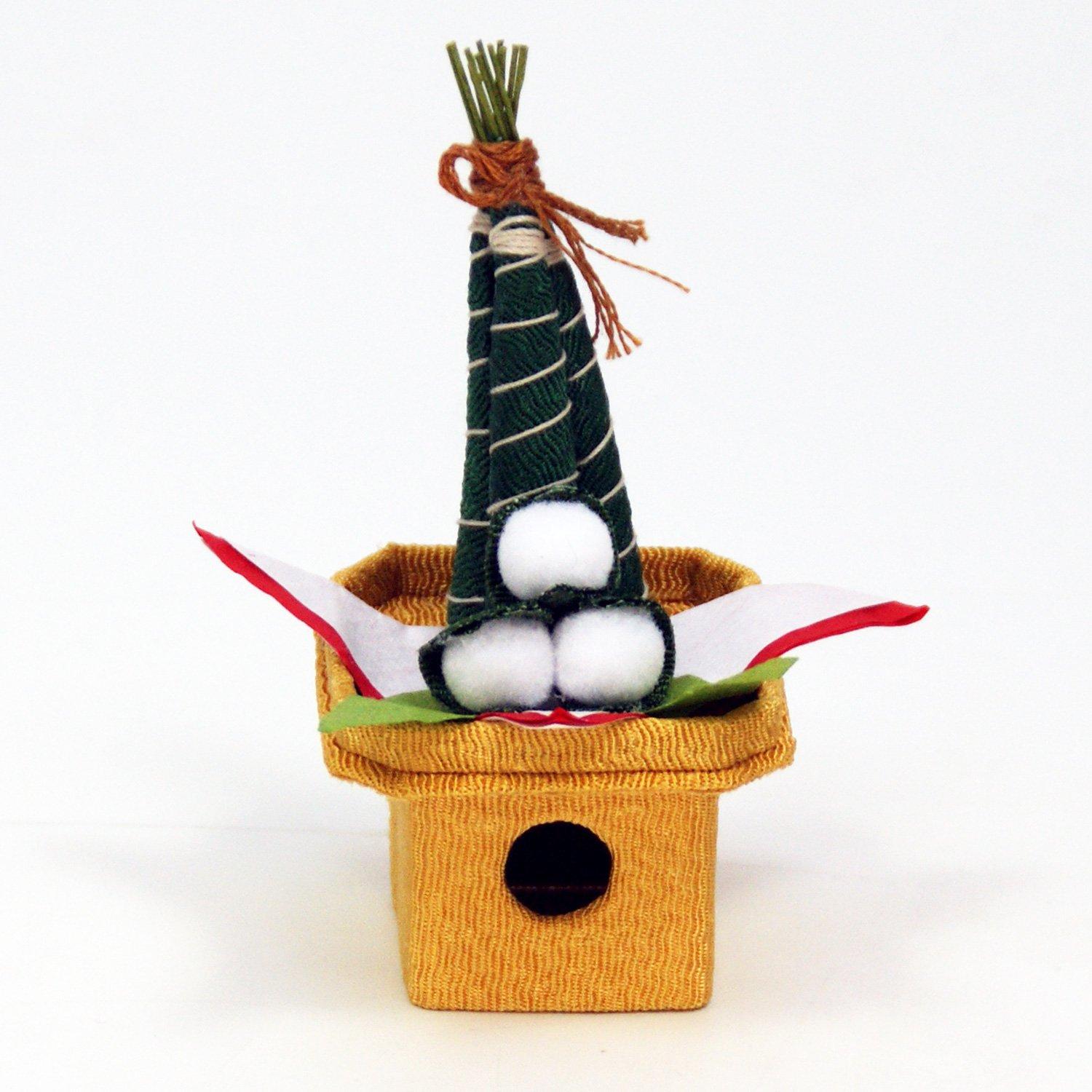 Osaka Choseido May Doll Chirimen Mini Triple Serving and 9cm Tall Prop, Chimaki,