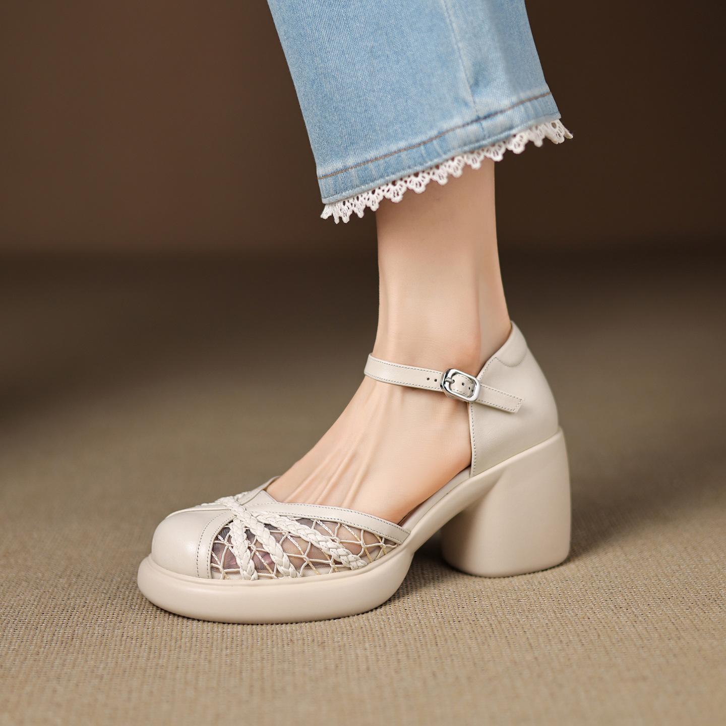 

Fairy Breathable Mesh Hollow Mary Jane Baotou Sandals Small Man Thick Sole Increase One Word Strap Roman Shoes Girl 35