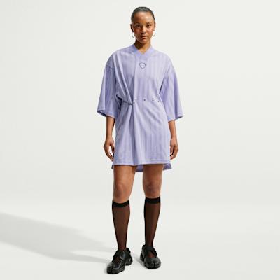 Nike Short Sleeved Dresses Women s V Neck Moderate Short Skirt XS