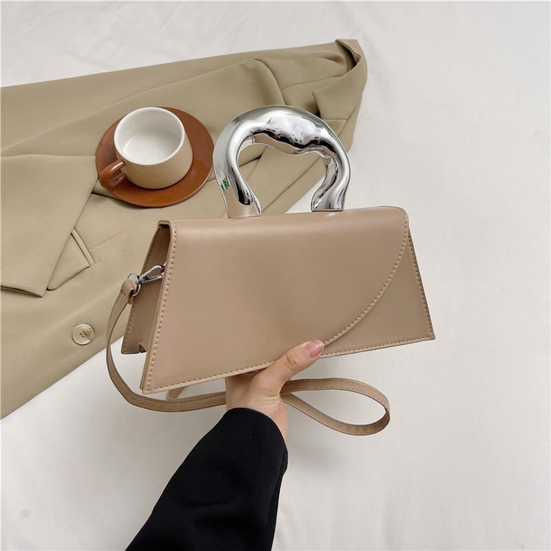 New Summer Fashion Texture Solid Color Summer Simple Crossbody Bag Metal Trendy Handheld Square Bag