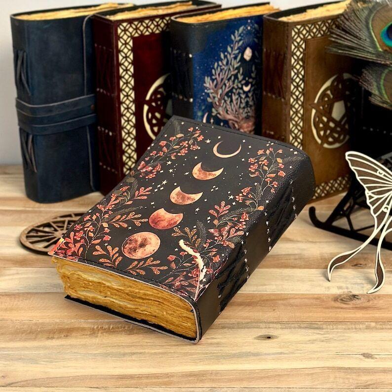 Moon Phase Vintage Leather Journal pro muže a ženy Grimoárová kniha stínů