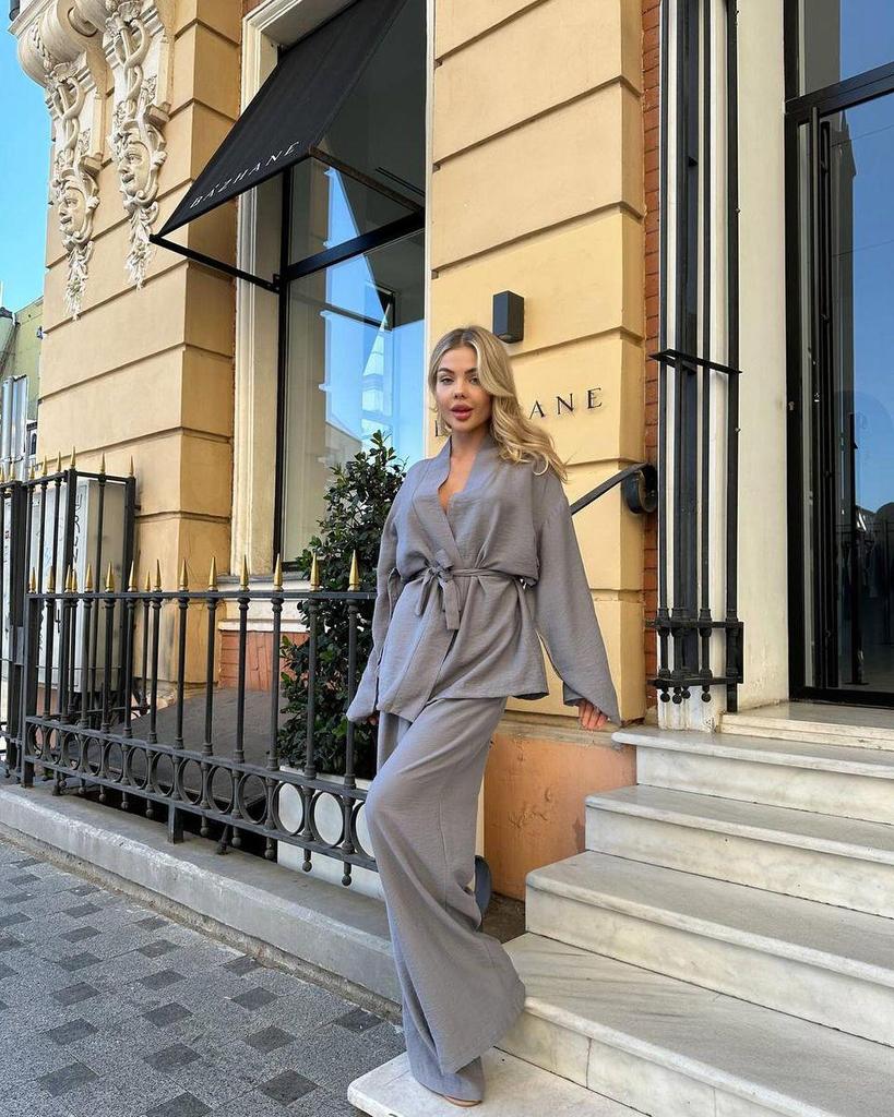 2024 Euro-American Style Autumn/Winter Long Sleeve Stripe Pajama Set - Casual Women's Comfy Pants & Shirt