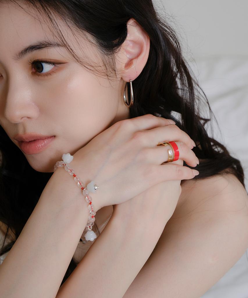 Reve Baguette Q Layered Epoch Ring Red