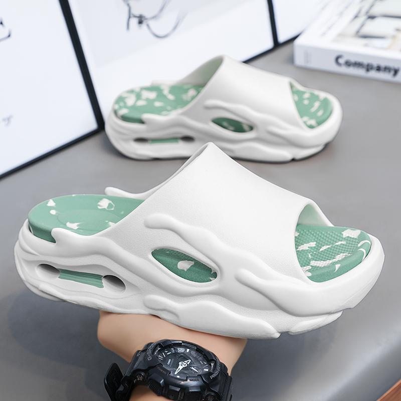 New Men's Sandals Big Size Thick-soled Lightweight Slippers Men's Fashionable Casual Sports Sandals Breathable Beach Shoes Men