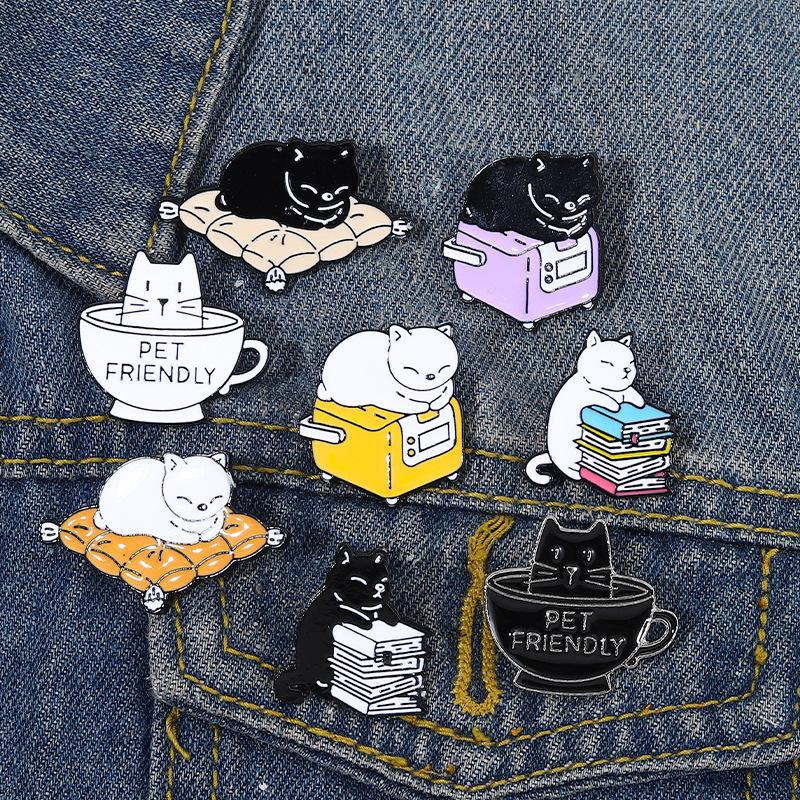Cartoon Adorable Cat Brooch Set For Men And Women Stylish Metal Pins With Unique Design