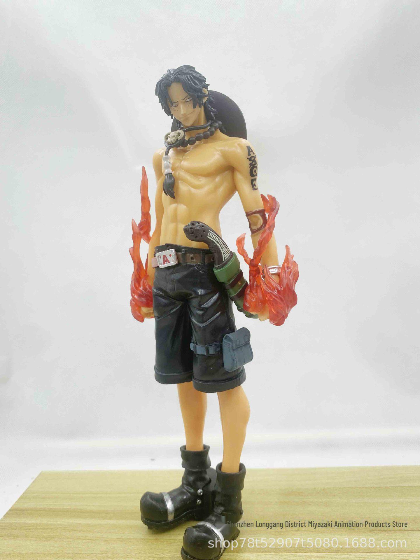 

Фигурка Fire Fist Zero Battle Version Ace - эксклюзивная модель для выставки комиксов Standing Ace