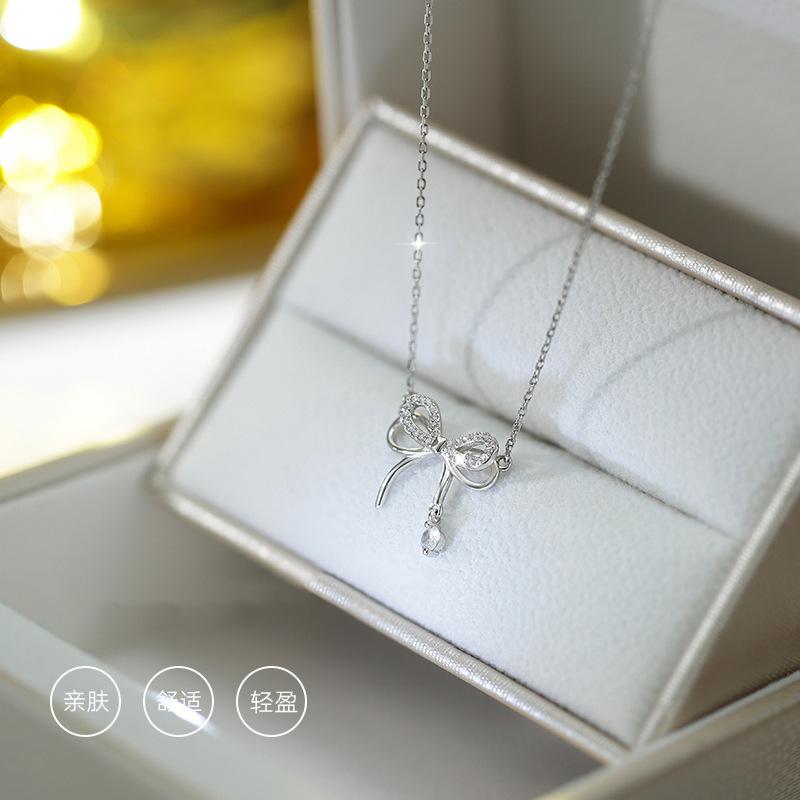 Butterfly Dream Double-layer Bow Necklace Women's Exquisite Light Luxury Versatile Smart Zircon Clavicle Chain