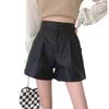 Damen Herbst Oberbekleidung Hohe Taille Schlankmachende A-Linie Weiter Bein PU-Leder Shorts Herbst Winter Mini Shorts Vielseitig Schlanke Passform Heißhosen