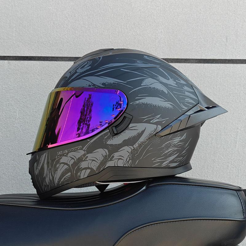 Motorcycle Helmet, Men's and Women's Dual Lens Full Face Helmet, Motorcycle Sports Car, All Season Full Face Helmet