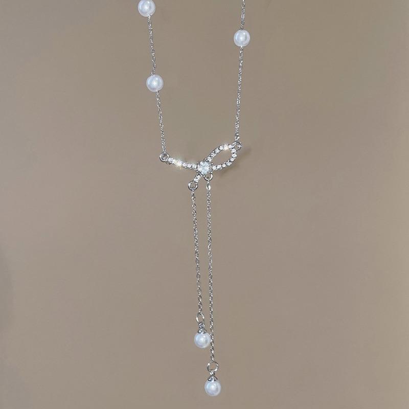 Diamond Bow Pearl Beaded Pendant Necklace French Elegant Temperament Clavicle Chain Light Luxury Premium Neck Chain Women