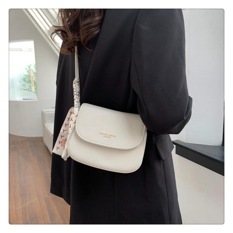 Hong Kong Style Retro Small Bag 2023 Summer New Women's Bag Cross-border Texture Shoulder Bag with Lychee Pattern Contrasting Color Crossbody Bag
