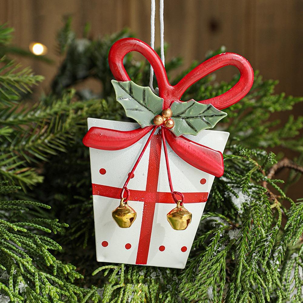 Nordic Style Xmas Tree Hanging Pendant Iron Snowflake Pendant  Party Favors