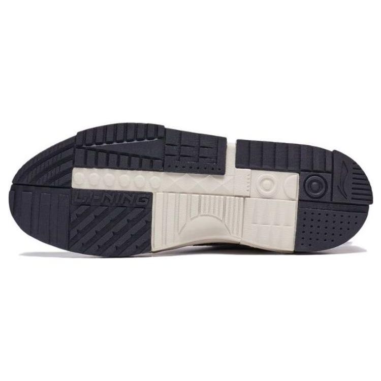 Li Ning Slip Resistant Durable Low Top Sports Casual Shoes Men Sneakers White Brown AGCT135-3