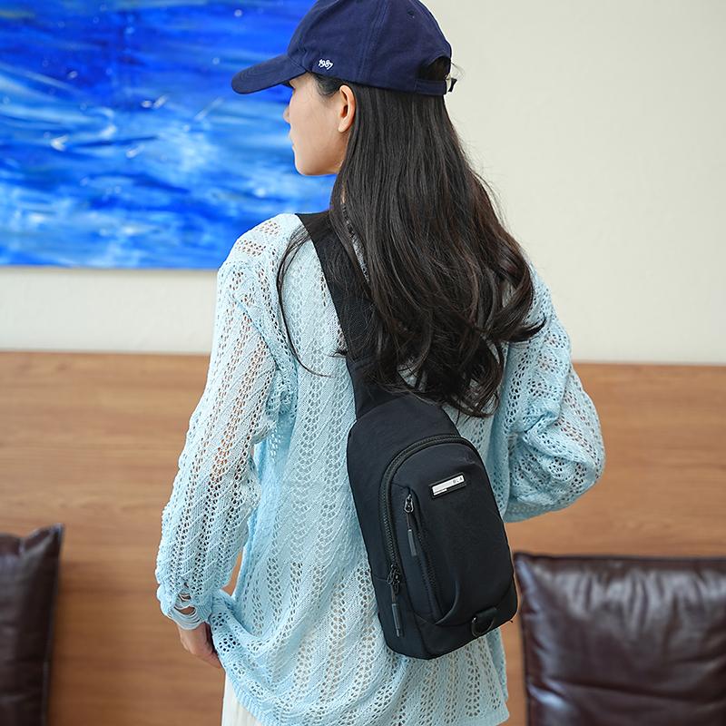 Women's Chest Bag Nylon Shoulder Bag Mother Crossbody Bag