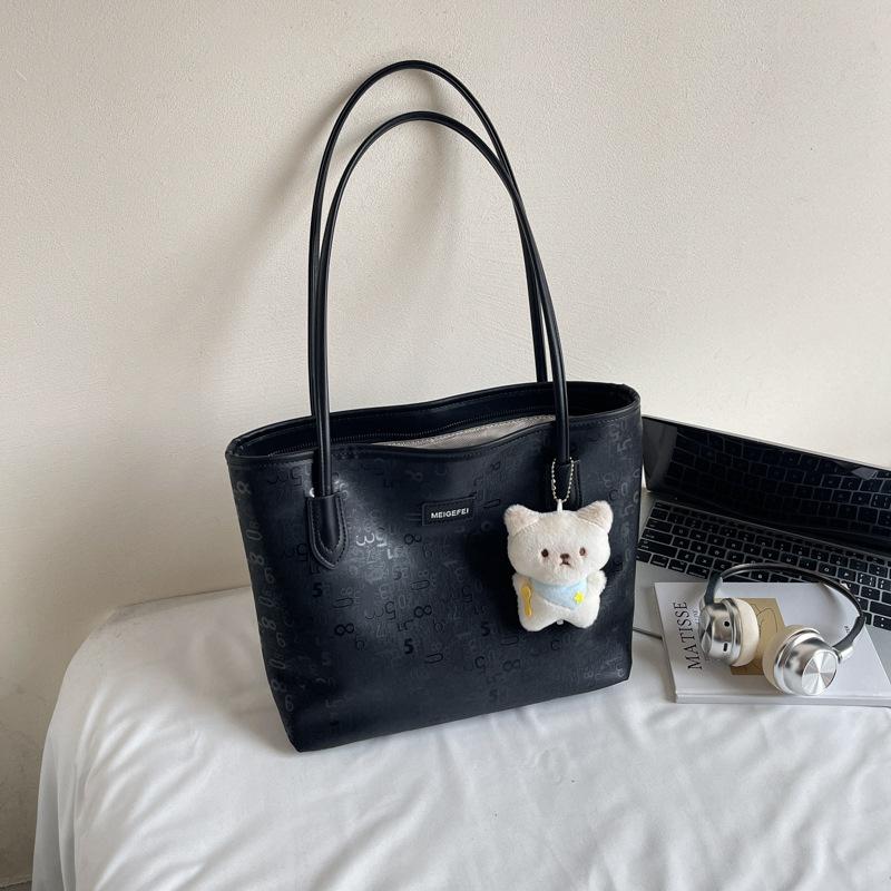 Large capacity bag women's summer new simple portable shoulder bag commuter tote bag