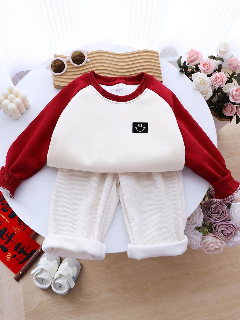 2025 Autumn/Winter Minimalist Family Sweatshirts: Heart Smiley Design for Mother & Child, Mother-Daughter/Son Plus Velvet