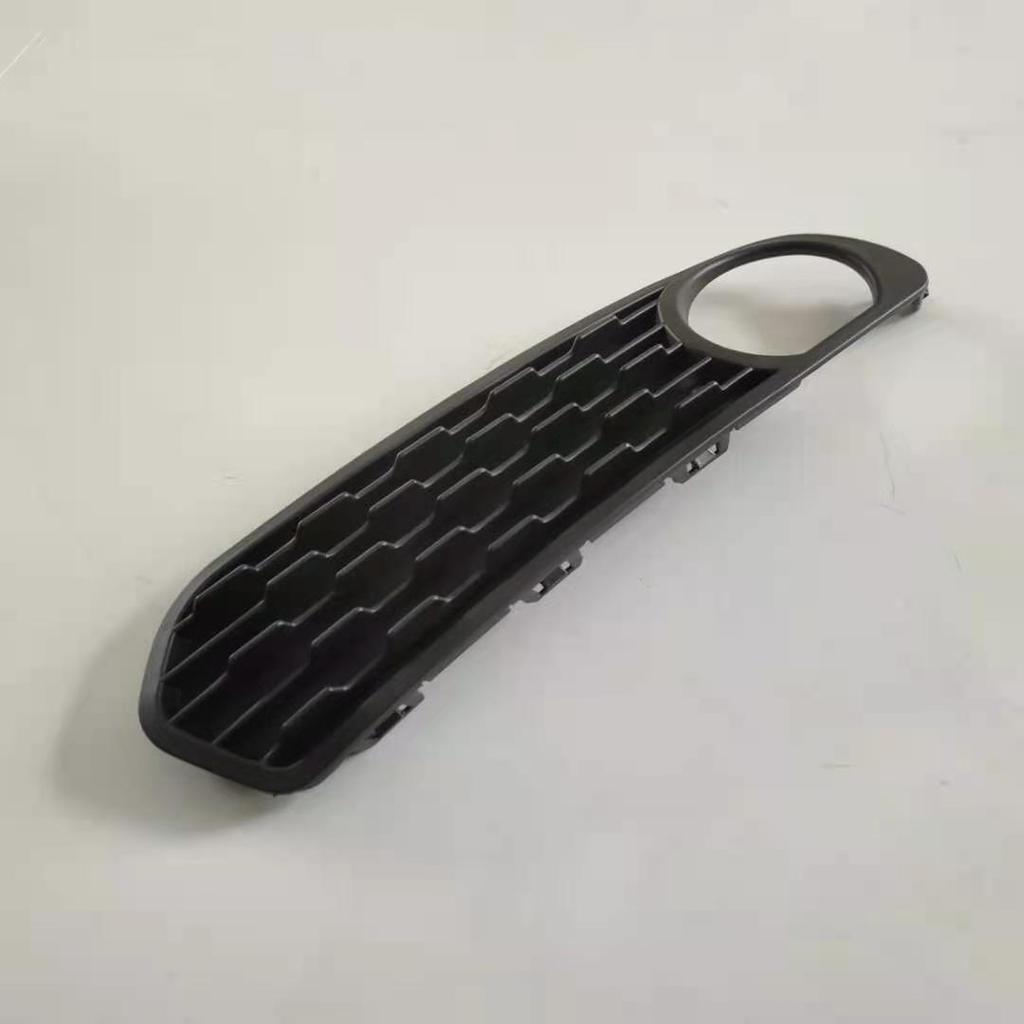 BMW F20/F21 Przedni Zderzak Ramki Świateł Przeciwmgielnych Grill (51117245869/51117245870)