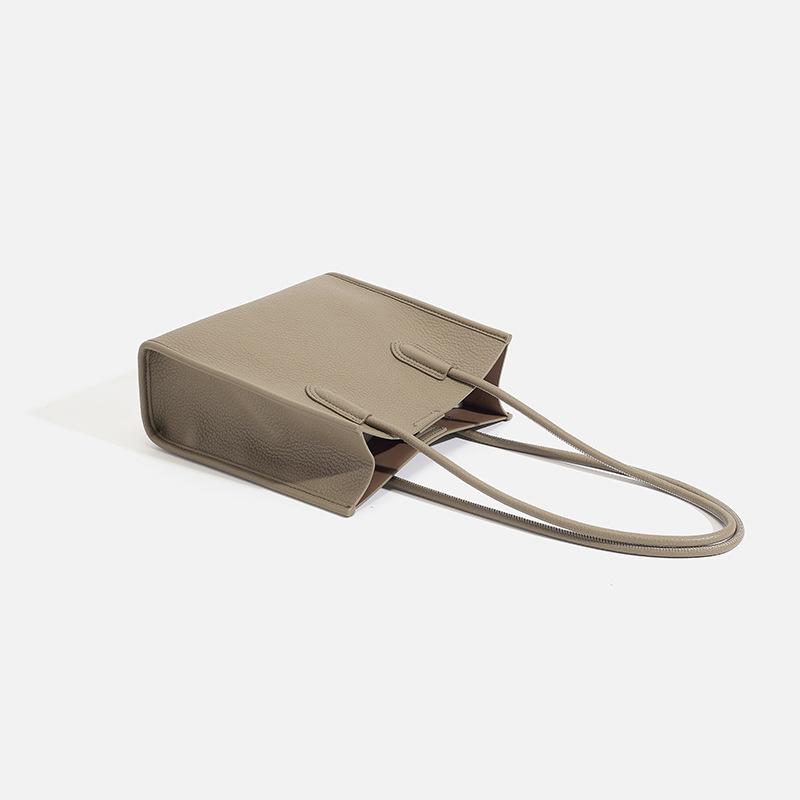 Elegant Commuter Bag for Women 2025 Spring New Fashionable Bag Simple Handbag Single Shoulder Underarm Tote Bag Versatile