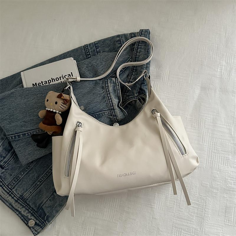 Fashionable Womens Medium Pu Tote With Top Zipper For Urban Casual Use