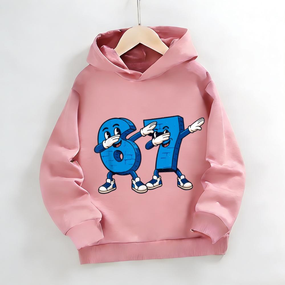 Trend Dazzle Color Boy Holding Number 67 Print Kids Hoodies Personality Graffiti Loose Casual Girl Hooded Top