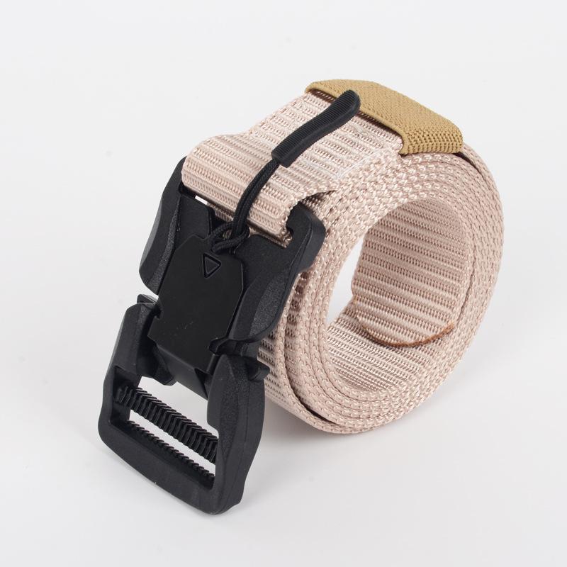 

Men s Tactical Belt with Magnetic Quick-Release Buckle - High-Quality Nylon Canvas 120 cm