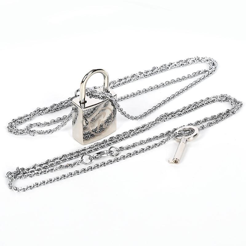 NANA Lock Necklace: Osaki Nana & Honjo Ren Couple Jewelry - Lockable Necklace