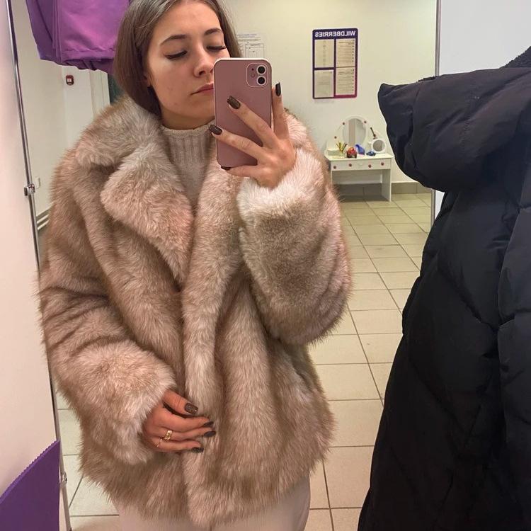 Europe, America autumn and winter new fur coat women's artificial fur jacket loose medium and long fox fur coat