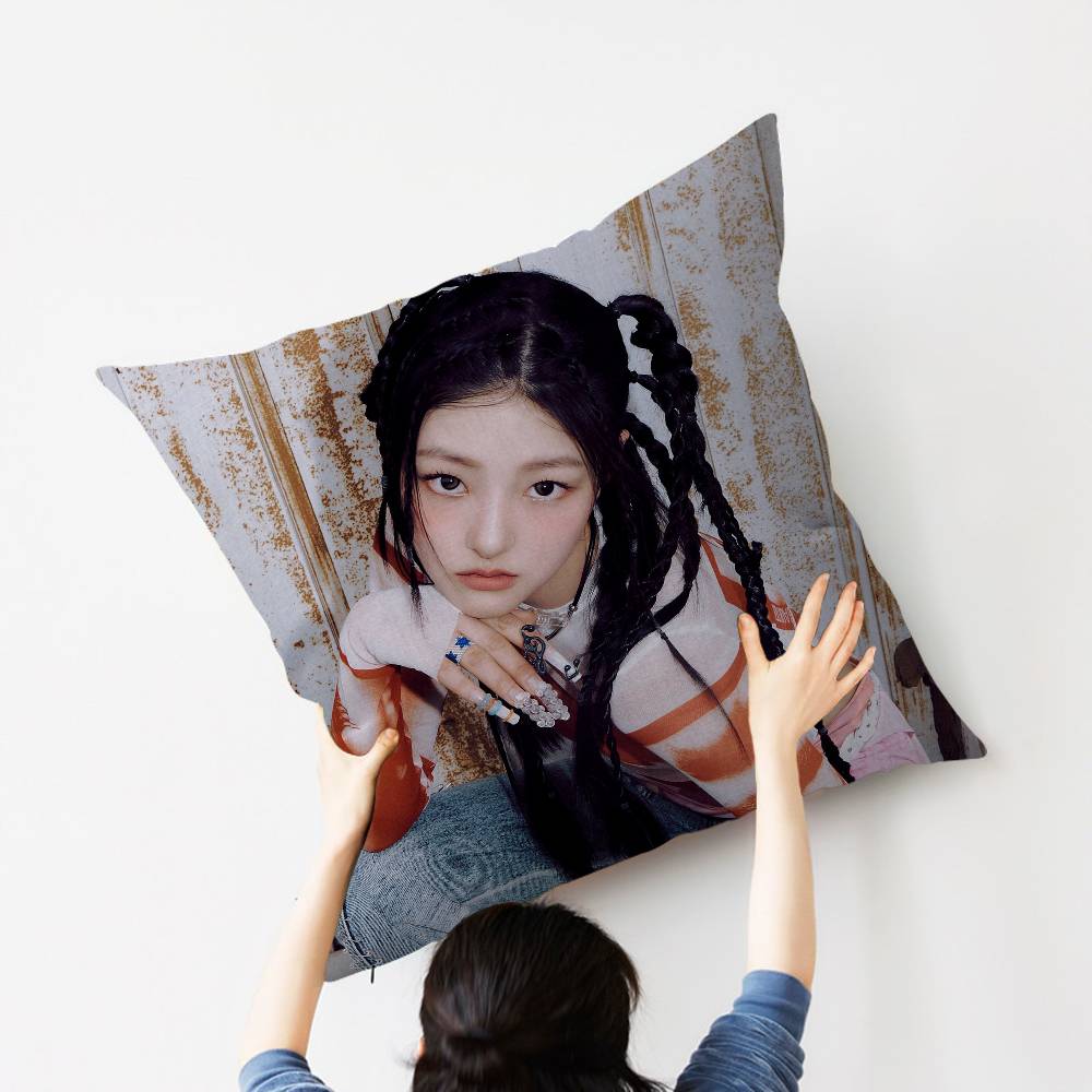 Kpop Girl Group K-Kiss Of Life Pillow Cover Design cushion Cover decor Holiday Decorati