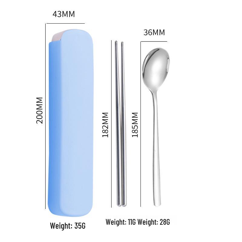 Spersonalizowany Zestaw Sztućców Ze Stali Nierdzewnej na Zewnątrz: Łyżka, Widelec i Pałeczki w Przenośnym Pudełku Prezentowym.