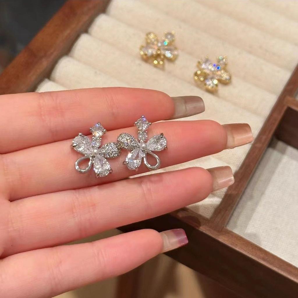 Bow Flower Zircon Stud Earrings Female Sweet High-End Temperament Design Earrings Niche Light Luxury Earrings