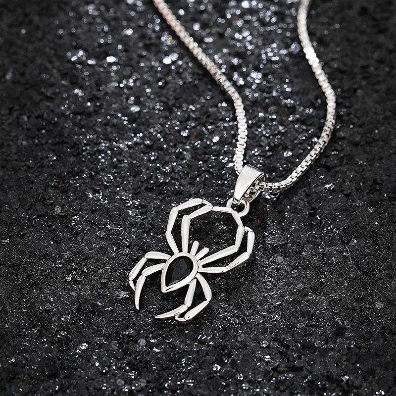 

CAOSHI Silver Colour Hip Hop Style Spider Pendant Necklace for Women Fashionable Party Neck Accessories Exquisite Festival Gifts 45cm